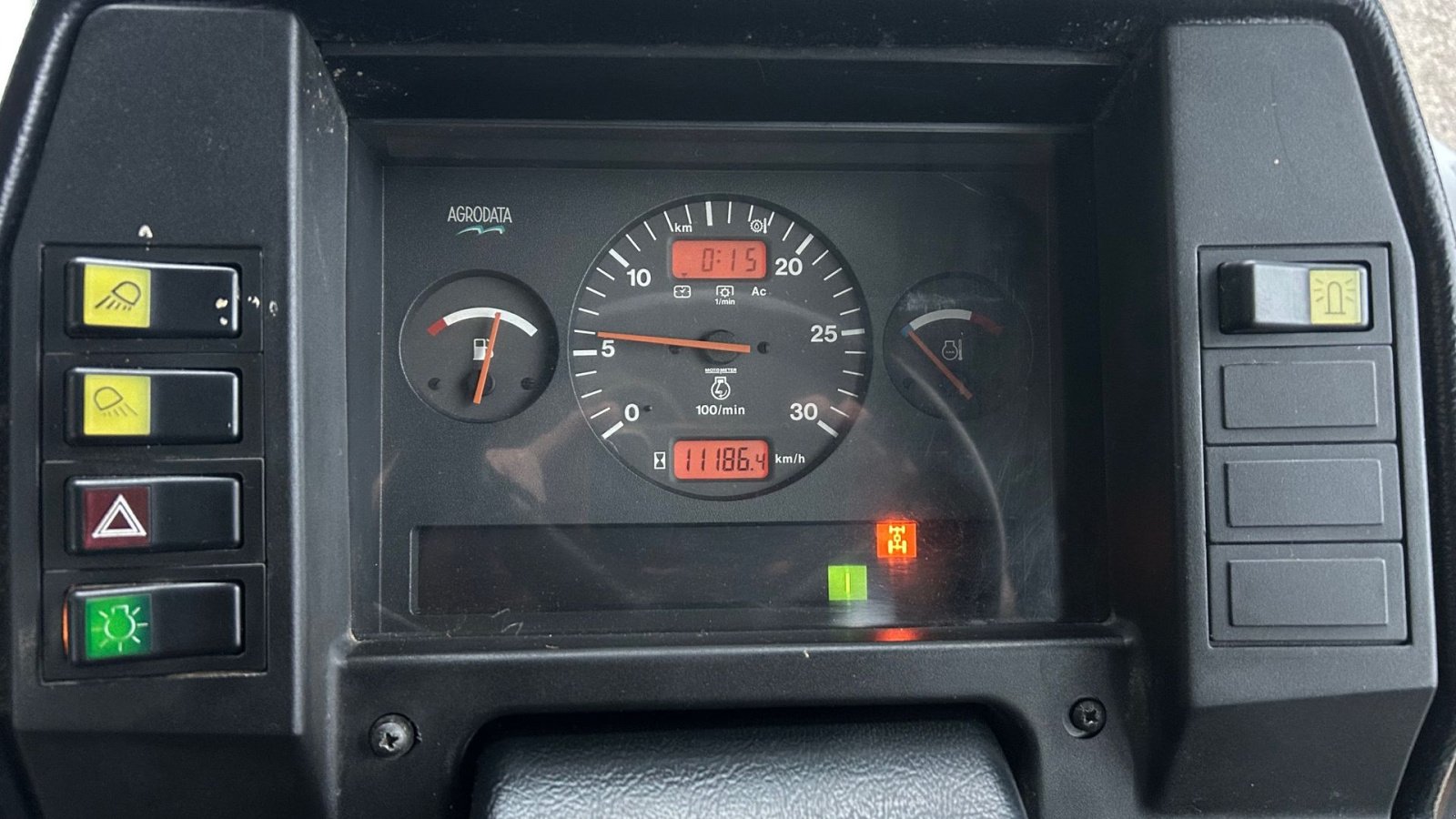 Traktor typu Valtra 8450, Gebrauchtmaschine v Thorsø (Obrázek 23)