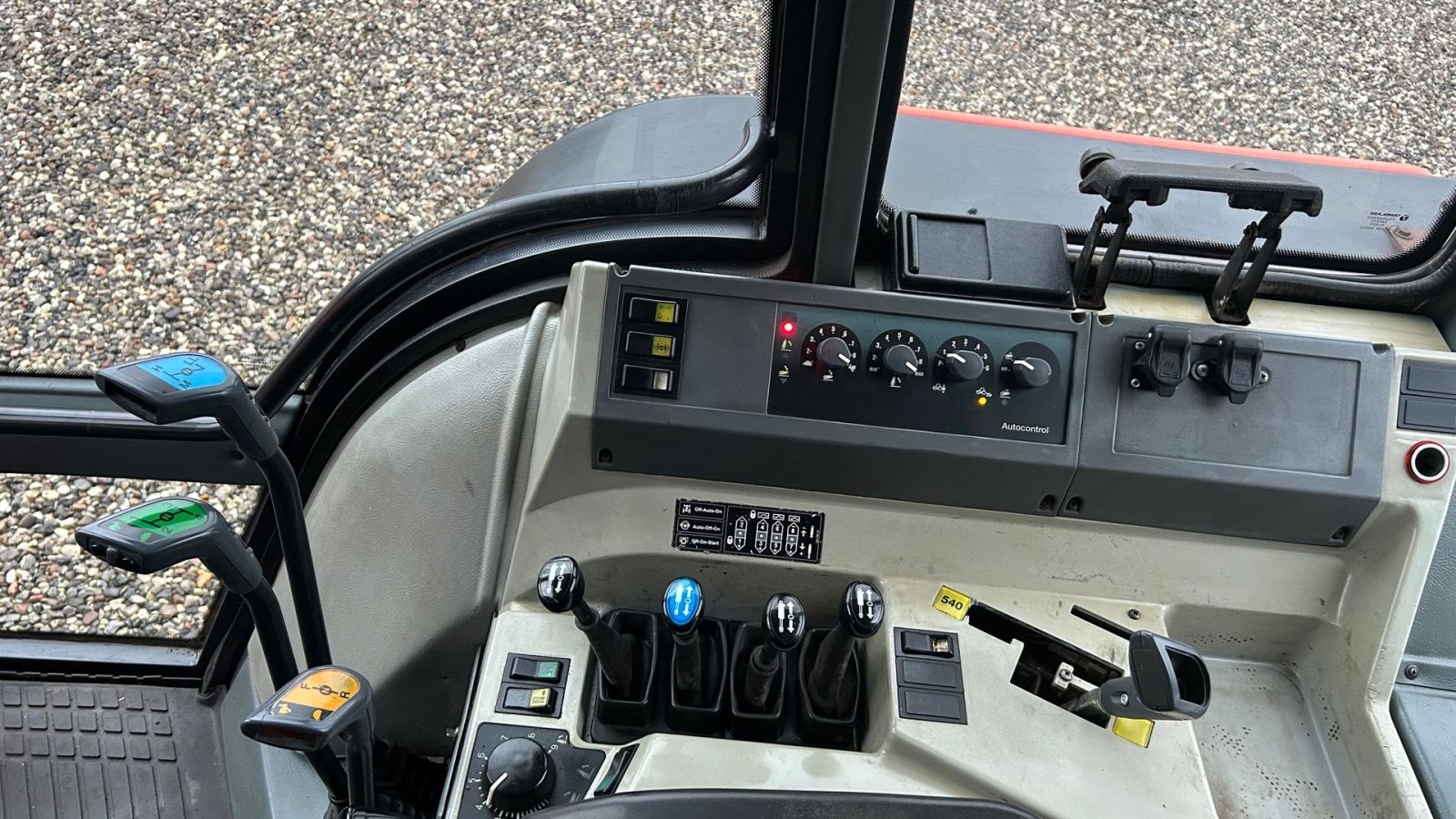 Traktor typu Valtra 8450, Gebrauchtmaschine v Thorsø (Obrázek 19)