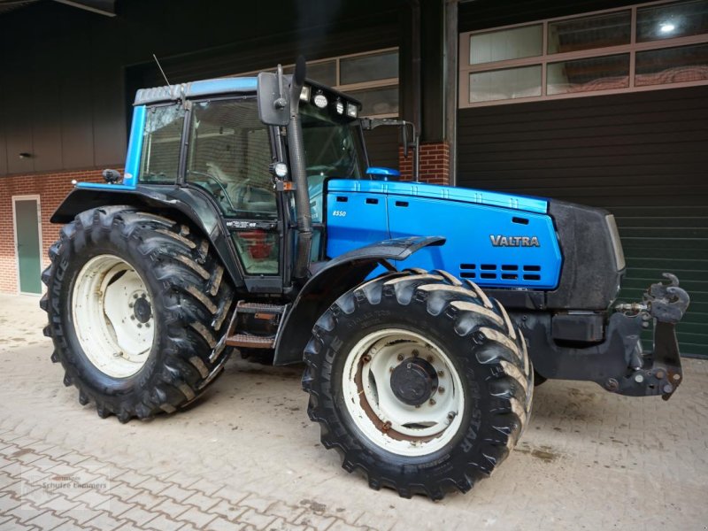 Traktor a típus Valtra 8550 HiTech, Gebrauchtmaschine ekkor: Borken (Kép 1)