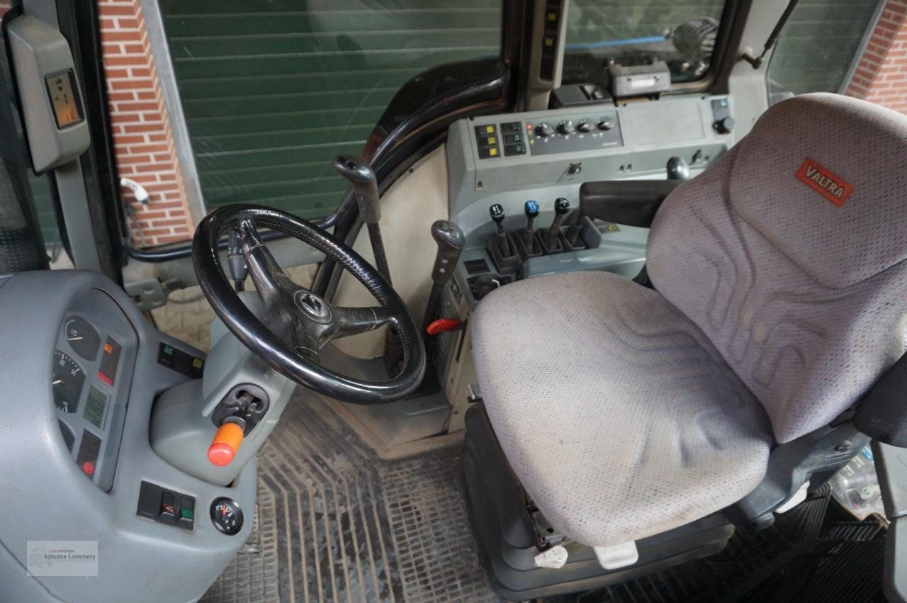 Traktor des Typs Valtra 8550 HiTech, Gebrauchtmaschine in Borken (Bild 10)