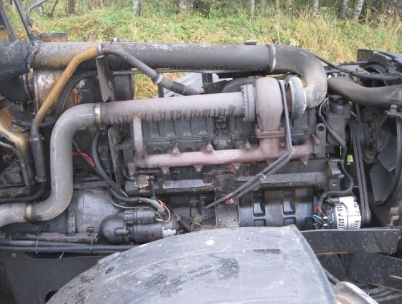 Traktor of the type Valtra 8550, Gebrauchtmaschine in Viborg (Picture 9)