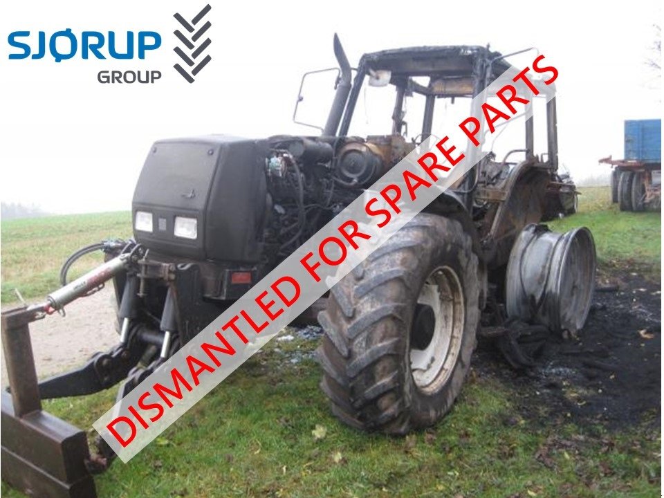 Traktor of the type Valtra 8550, Gebrauchtmaschine in Viborg (Picture 1)