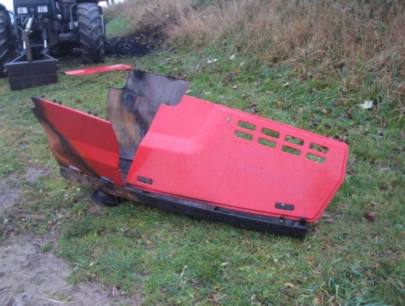 Traktor of the type Valtra 8550, Gebrauchtmaschine in Viborg (Picture 14)