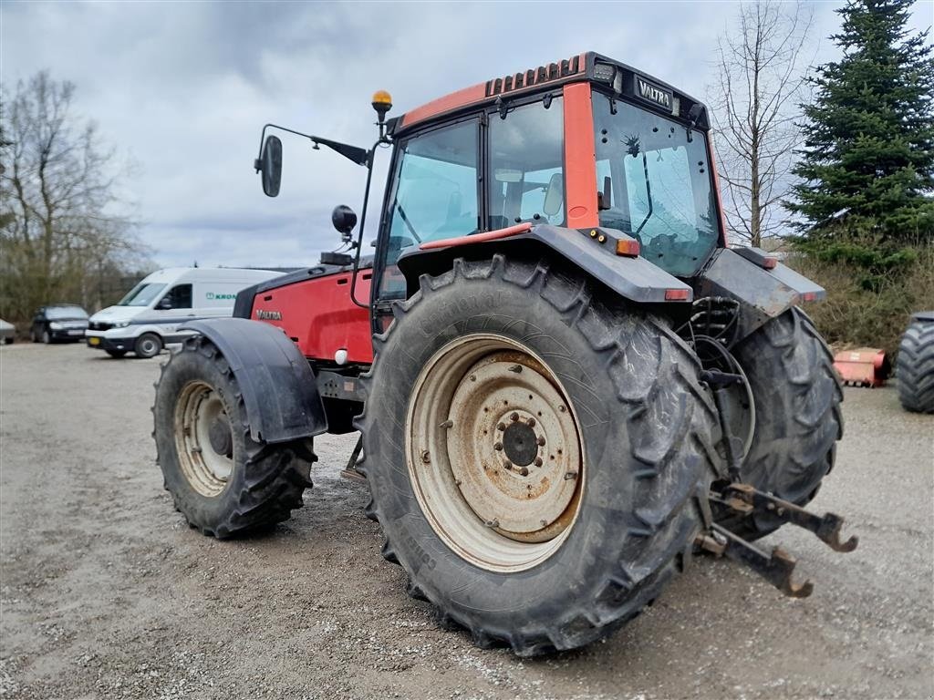 Traktor типа Valtra 8550, Gebrauchtmaschine в Gudbjerg (Фотография 6)