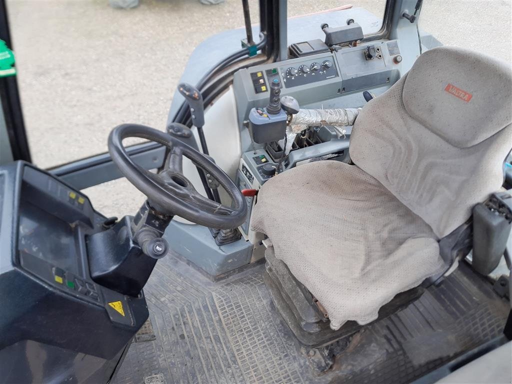 Traktor типа Valtra 8550, Gebrauchtmaschine в Gudbjerg (Фотография 7)