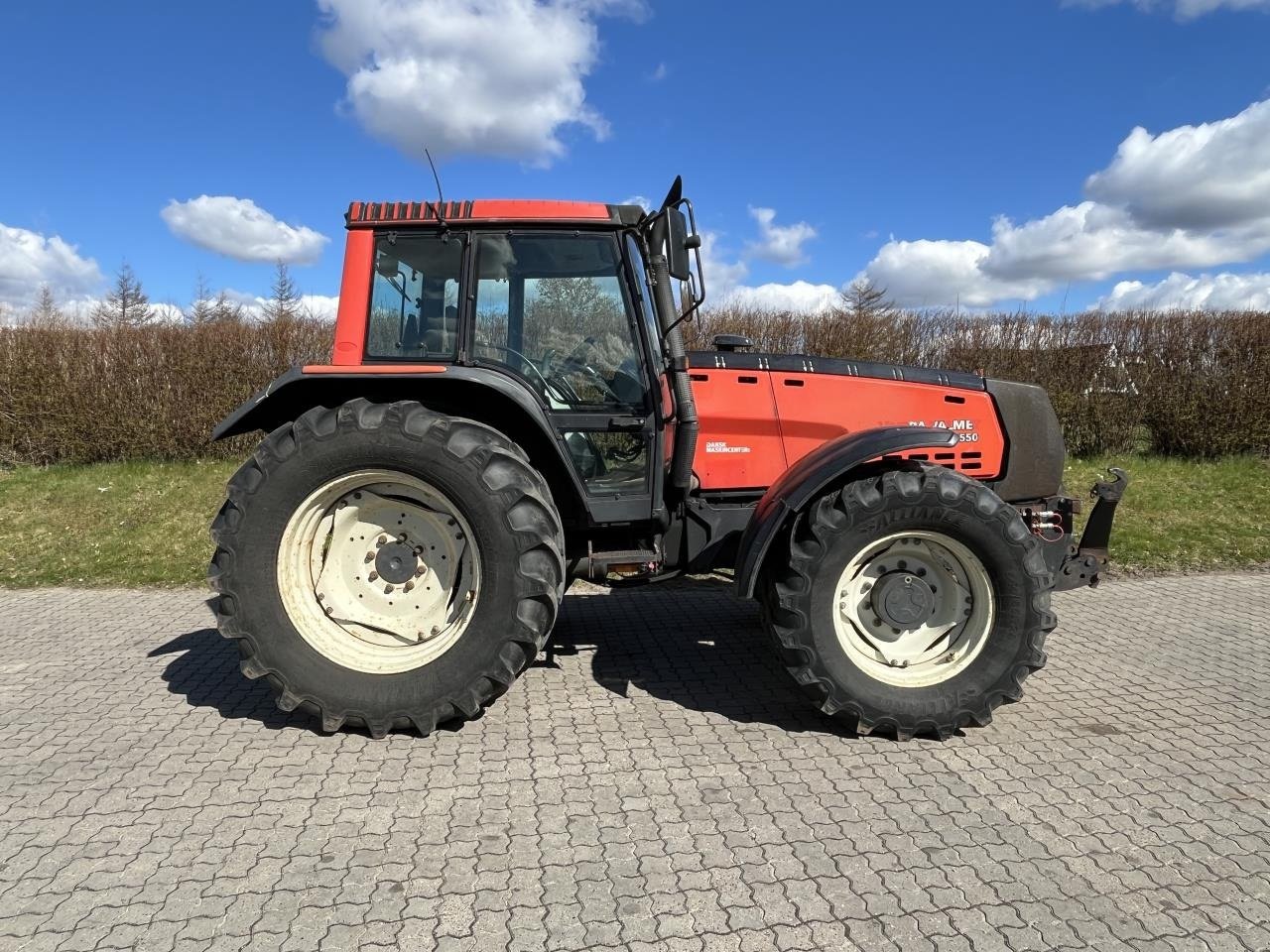 Traktor a típus Valtra 8550, Gebrauchtmaschine ekkor: Toftlund (Kép 3)