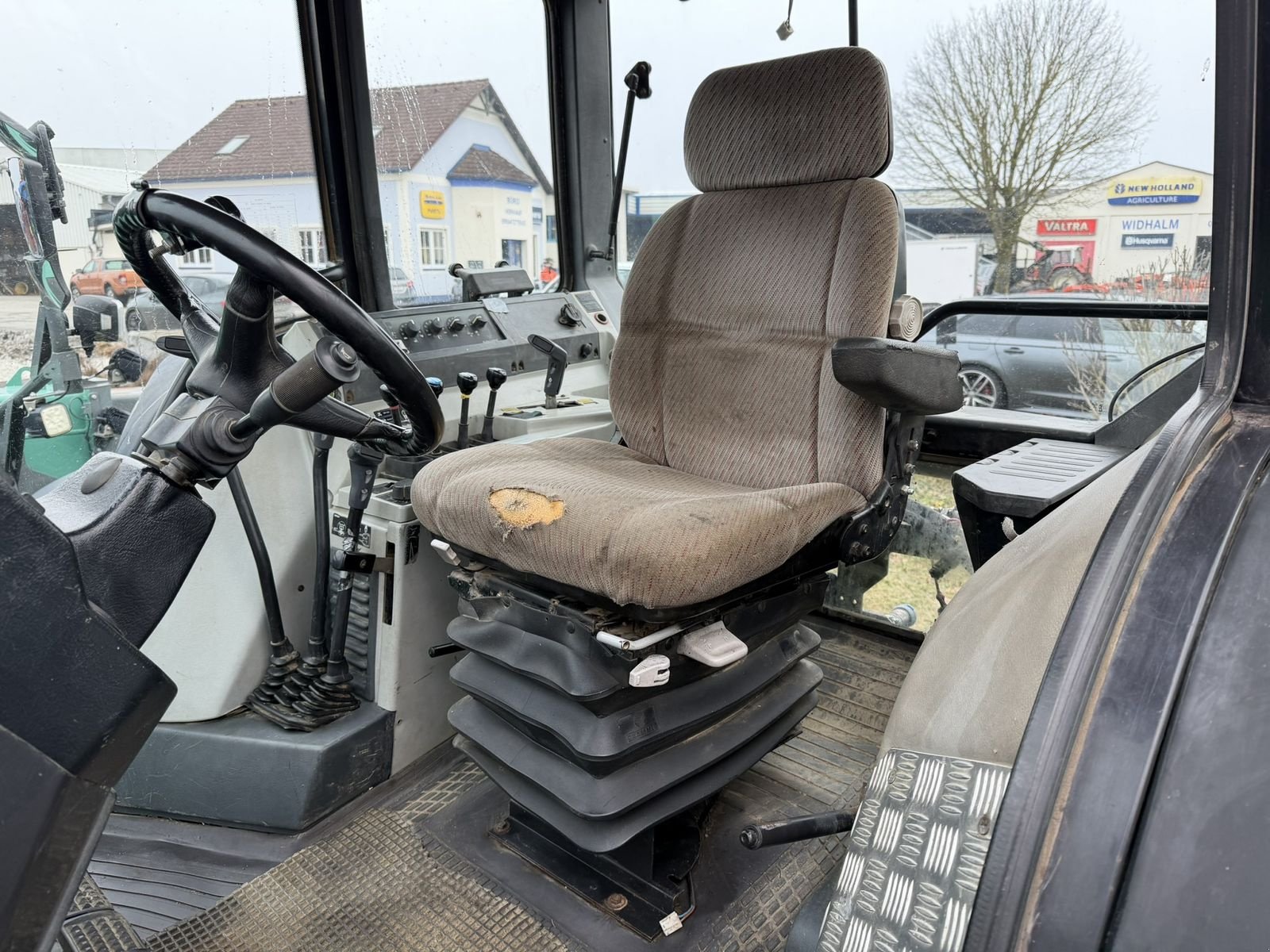 Traktor типа Valtra 8750 (190PS - Zapfwelle), Gebrauchtmaschine в Göpfritz (Фотография 7)