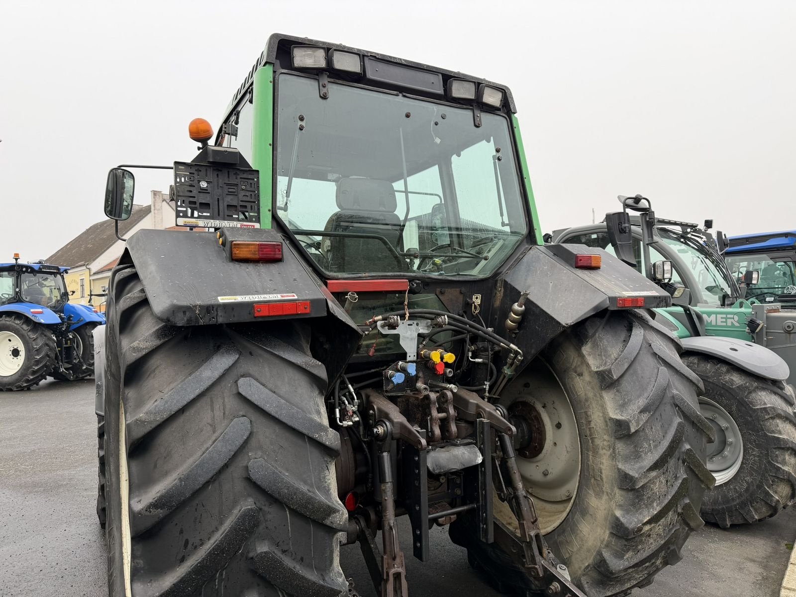 Traktor типа Valtra 8750 (190PS - Zapfwelle), Gebrauchtmaschine в Göpfritz (Фотография 4)