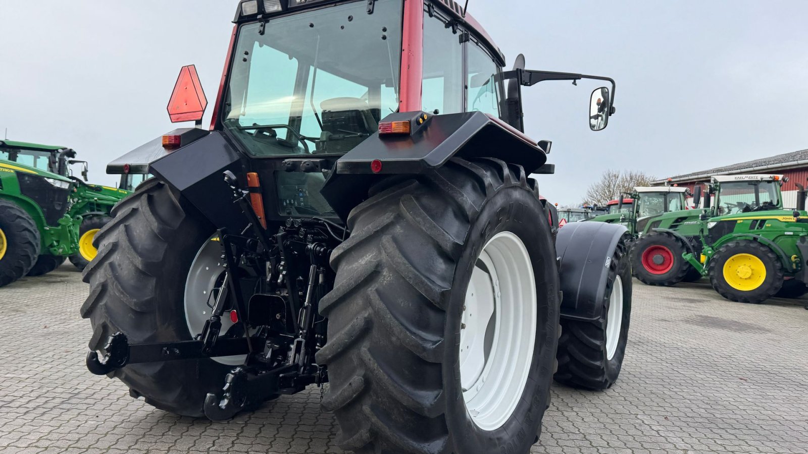 Traktor del tipo Valtra 8950 KUN 5200 TIMER! ÆGTE LIEBHAVERI!, Gebrauchtmaschine In Nørager (Immagine 13)