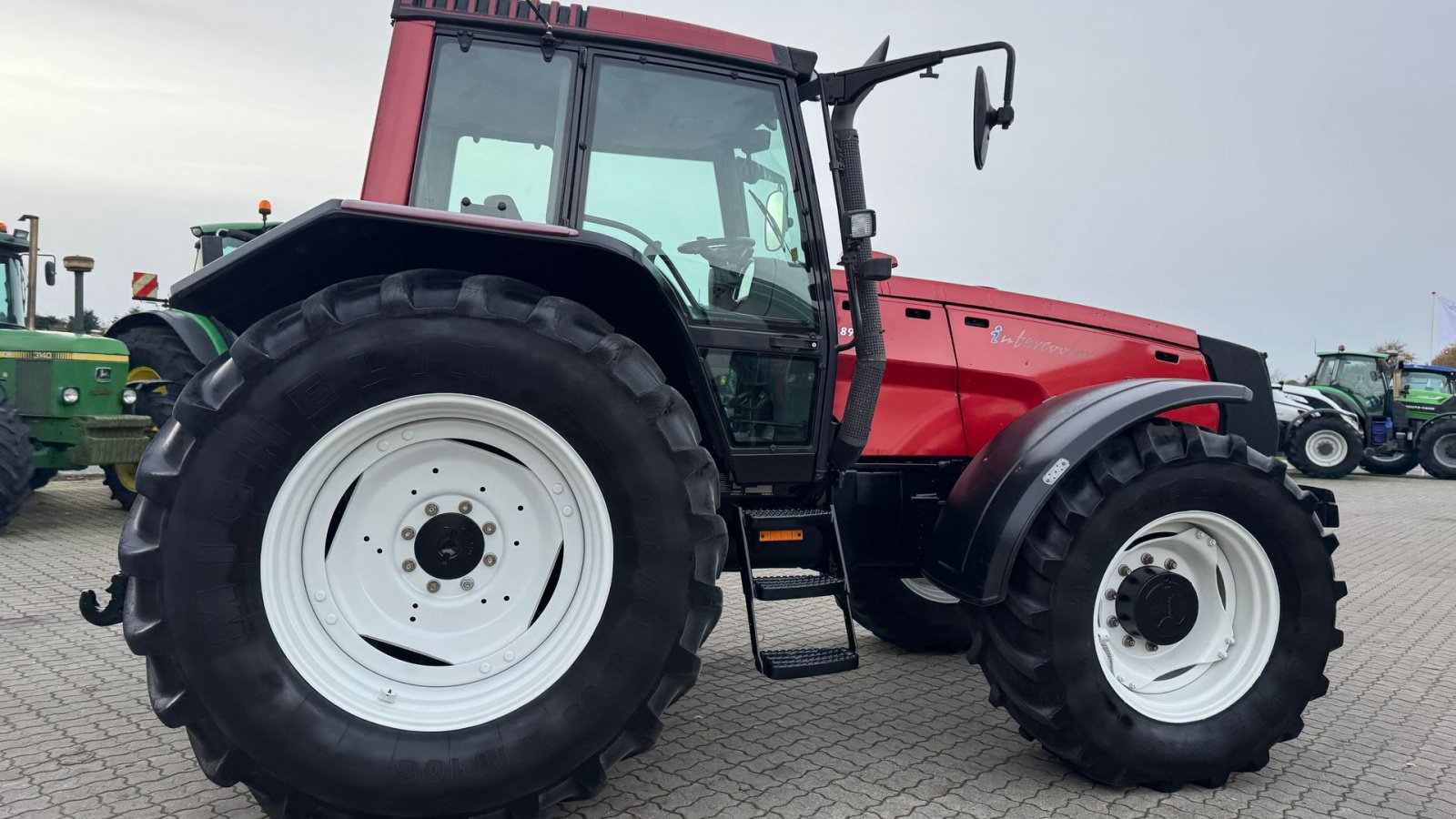 Traktor del tipo Valtra 8950 KUN 5200 TIMER! ÆGTE LIEBHAVERI!, Gebrauchtmaschine In Nørager (Immagine 11)