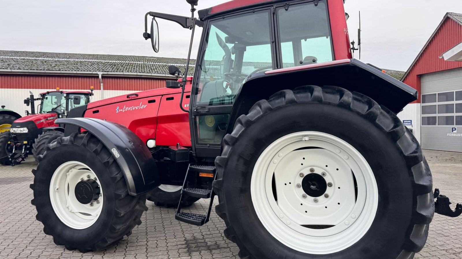 Traktor del tipo Valtra 8950 KUN 5200 TIMER! ÆGTE LIEBHAVERI!, Gebrauchtmaschine In Nørager (Immagine 5)