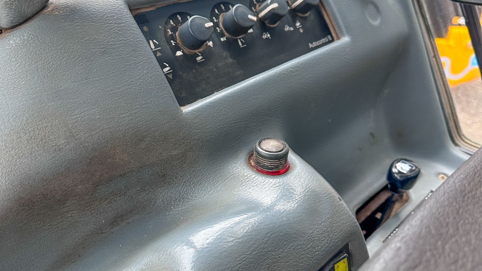 Traktor typu Valtra 900 med Ålø Frontlæsser Valtra 900, Gebrauchtmaschine v Roskilde (Obrázek 9)