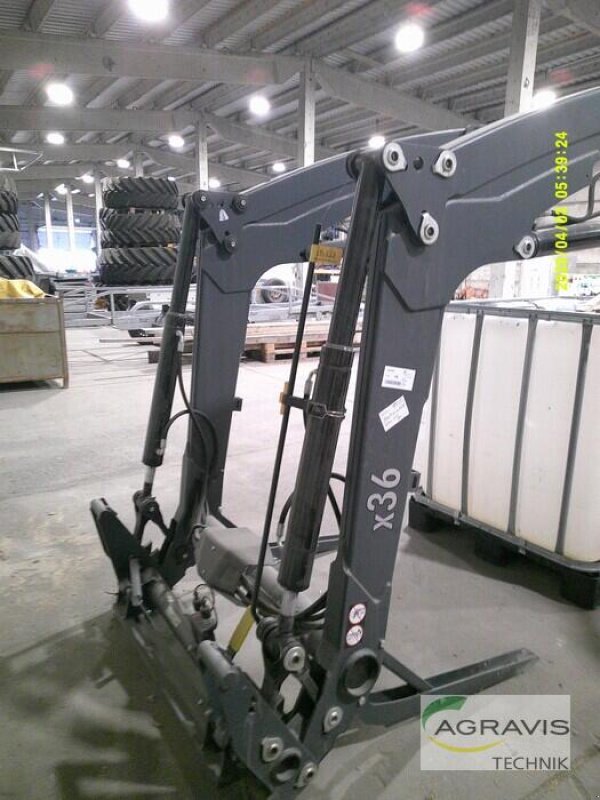 Traktor des Typs Valtra A 104, Neumaschine in Seelow (Bild 1)