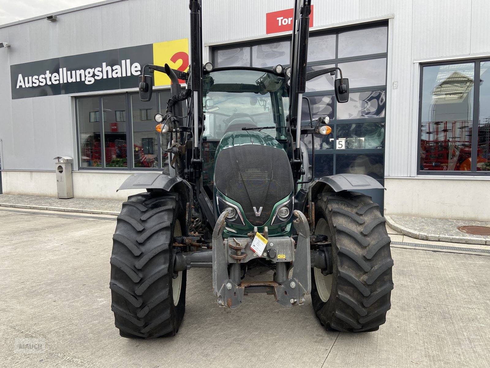 Traktor типа Valtra A 104, Gebrauchtmaschine в Burgkirchen (Фотография 3)