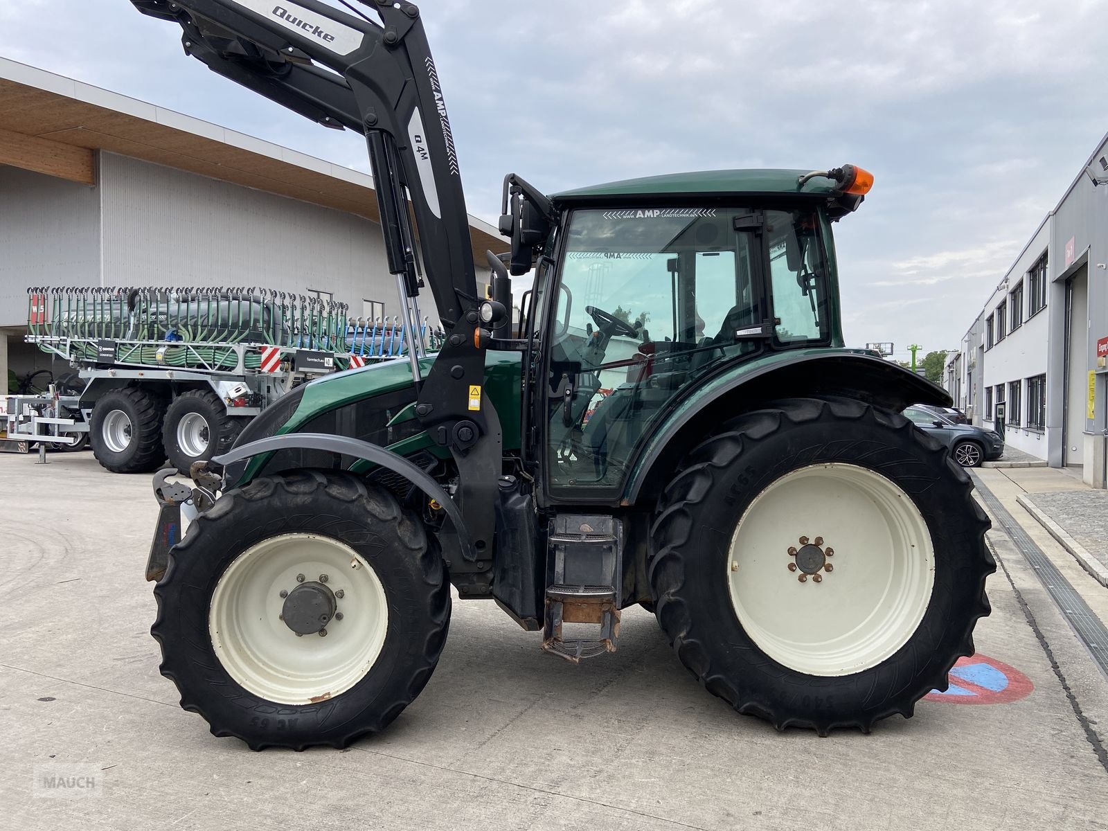 Traktor типа Valtra A 104, Gebrauchtmaschine в Burgkirchen (Фотография 10)