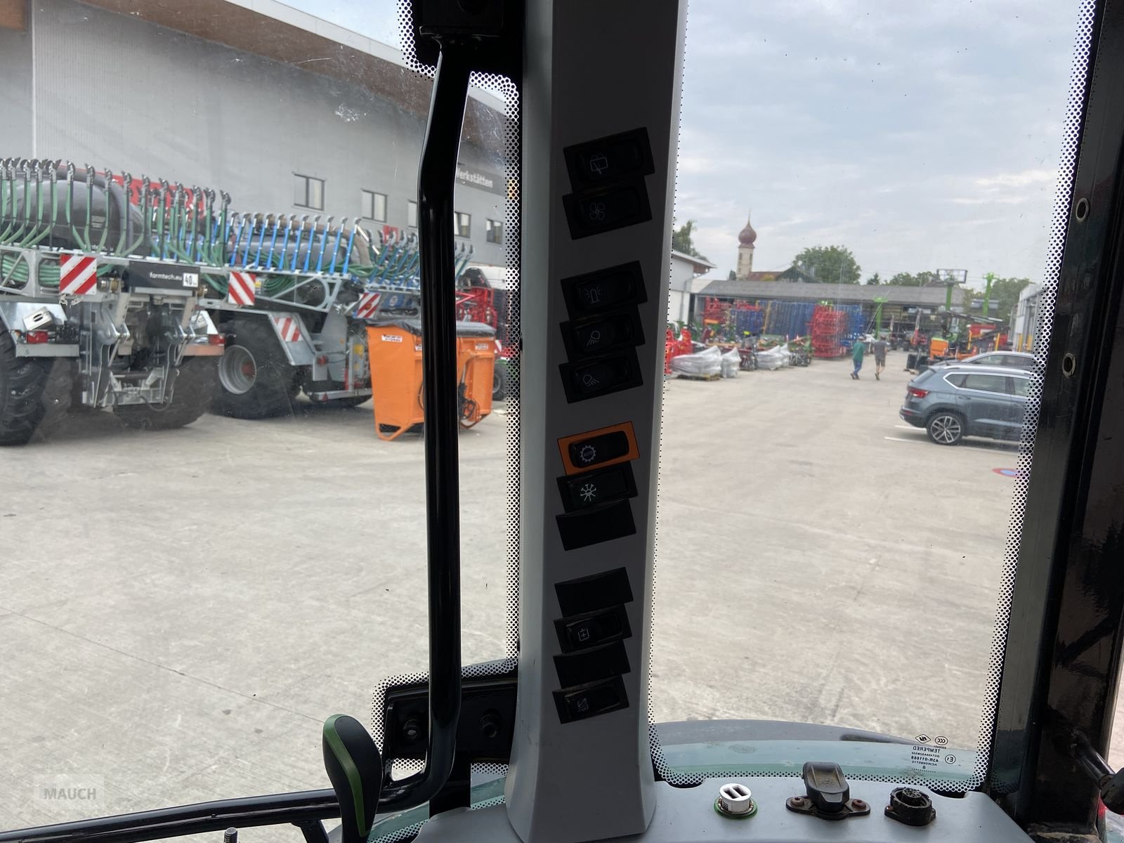 Traktor типа Valtra A 104, Gebrauchtmaschine в Burgkirchen (Фотография 12)