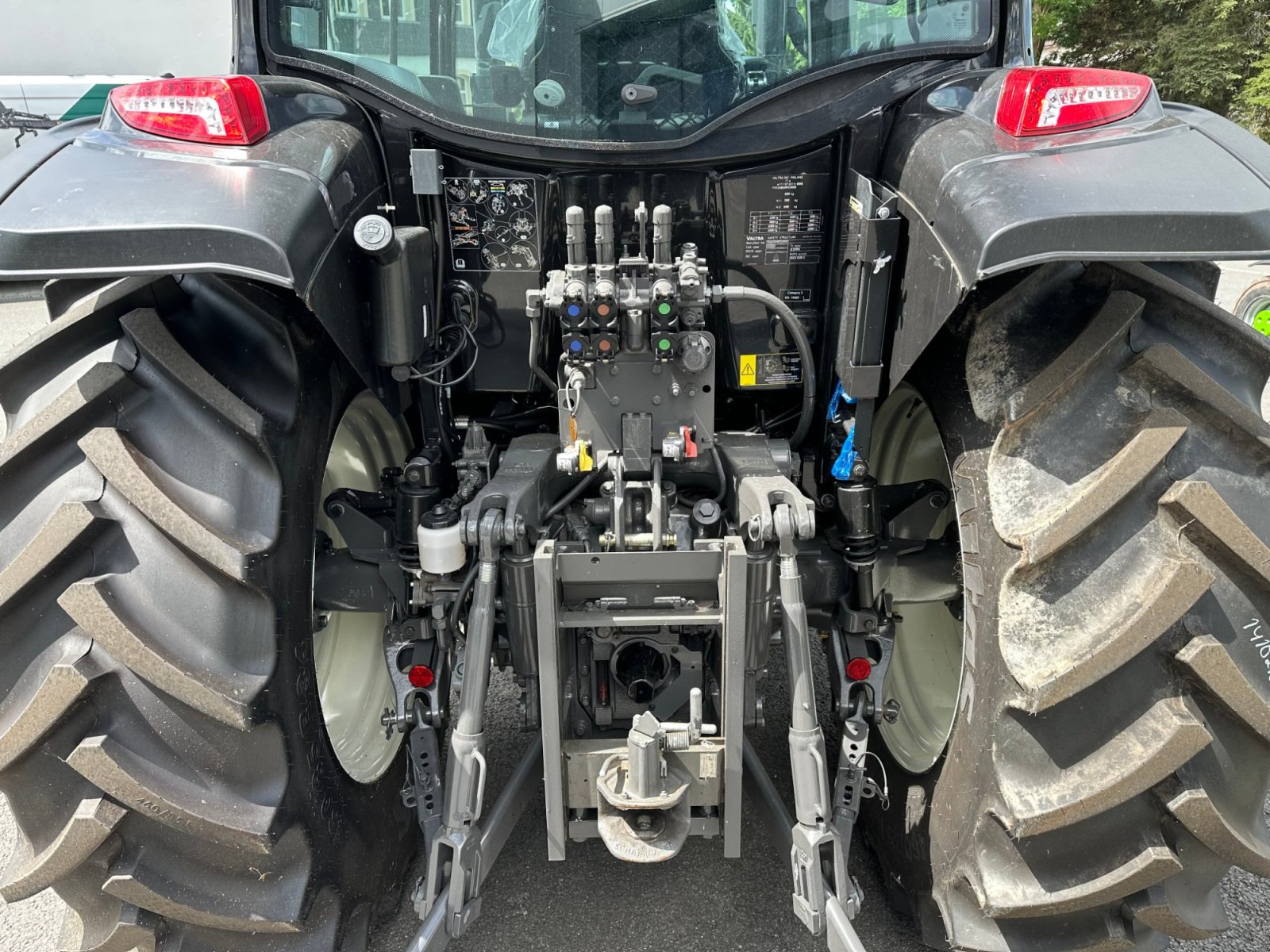 Traktor του τύπου Valtra A 105 MH4 2B0, Gebrauchtmaschine σε Lößnitz  (Φωτογραφία 4)