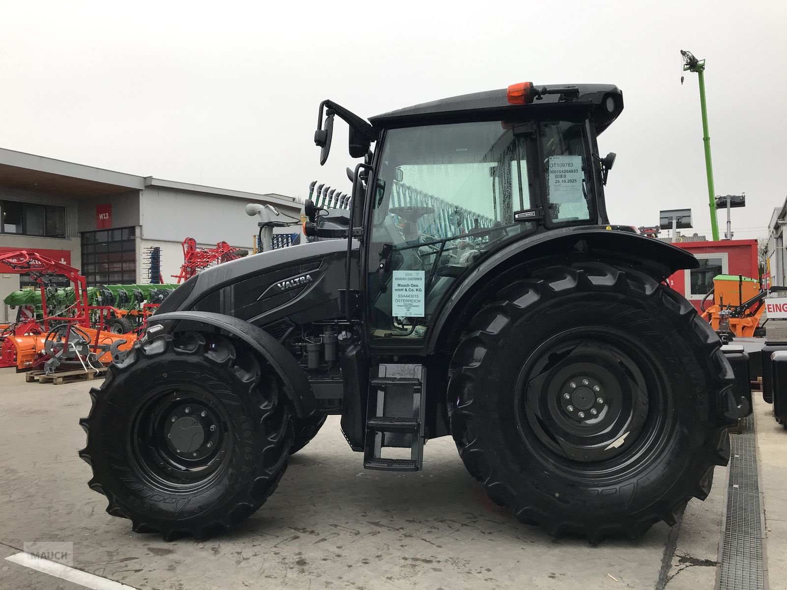 Traktor του τύπου Valtra A 105, Neumaschine σε Burgkirchen (Φωτογραφία 2)