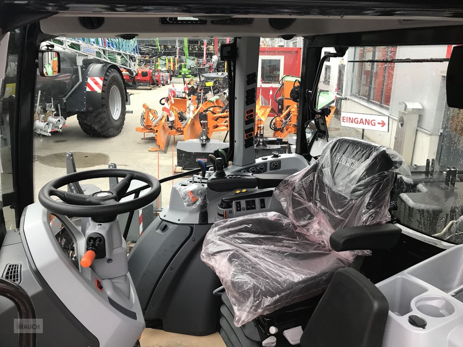 Traktor του τύπου Valtra A 105, Neumaschine σε Burgkirchen (Φωτογραφία 10)