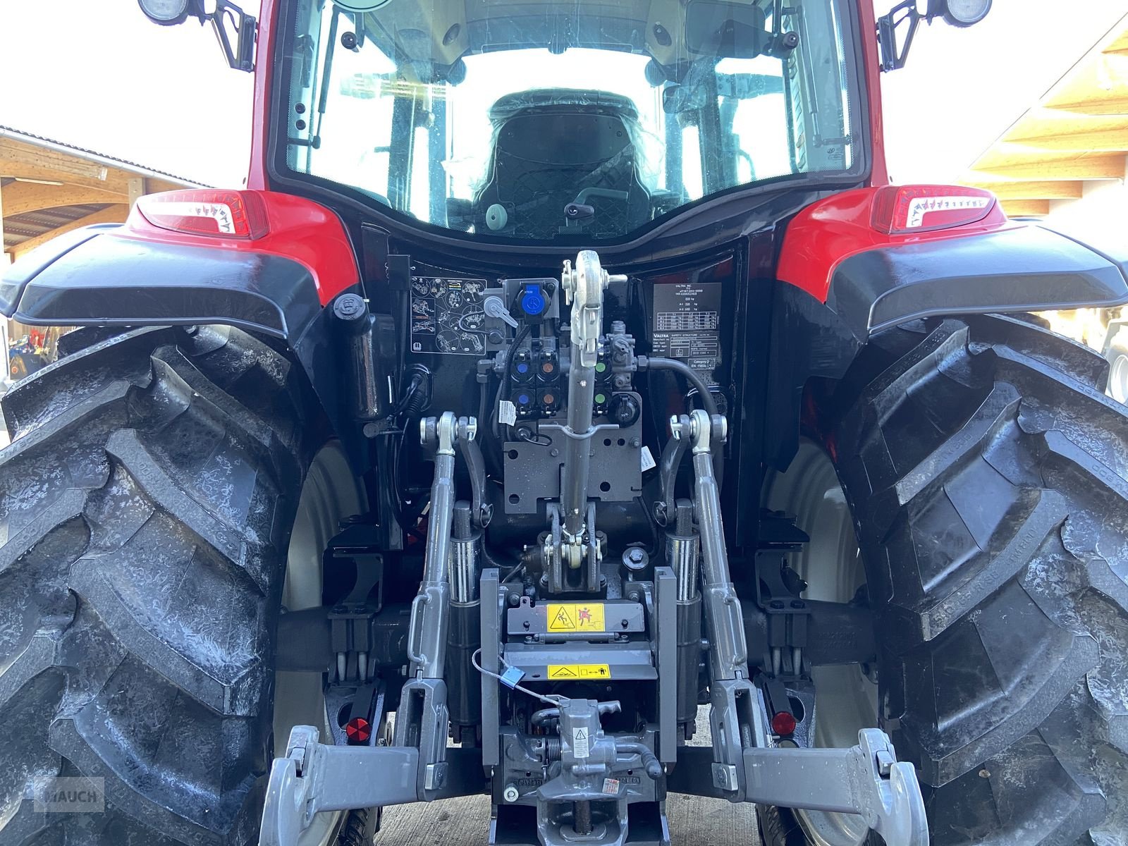 Traktor типа Valtra A 105, Neumaschine в Burgkirchen (Фотография 8)