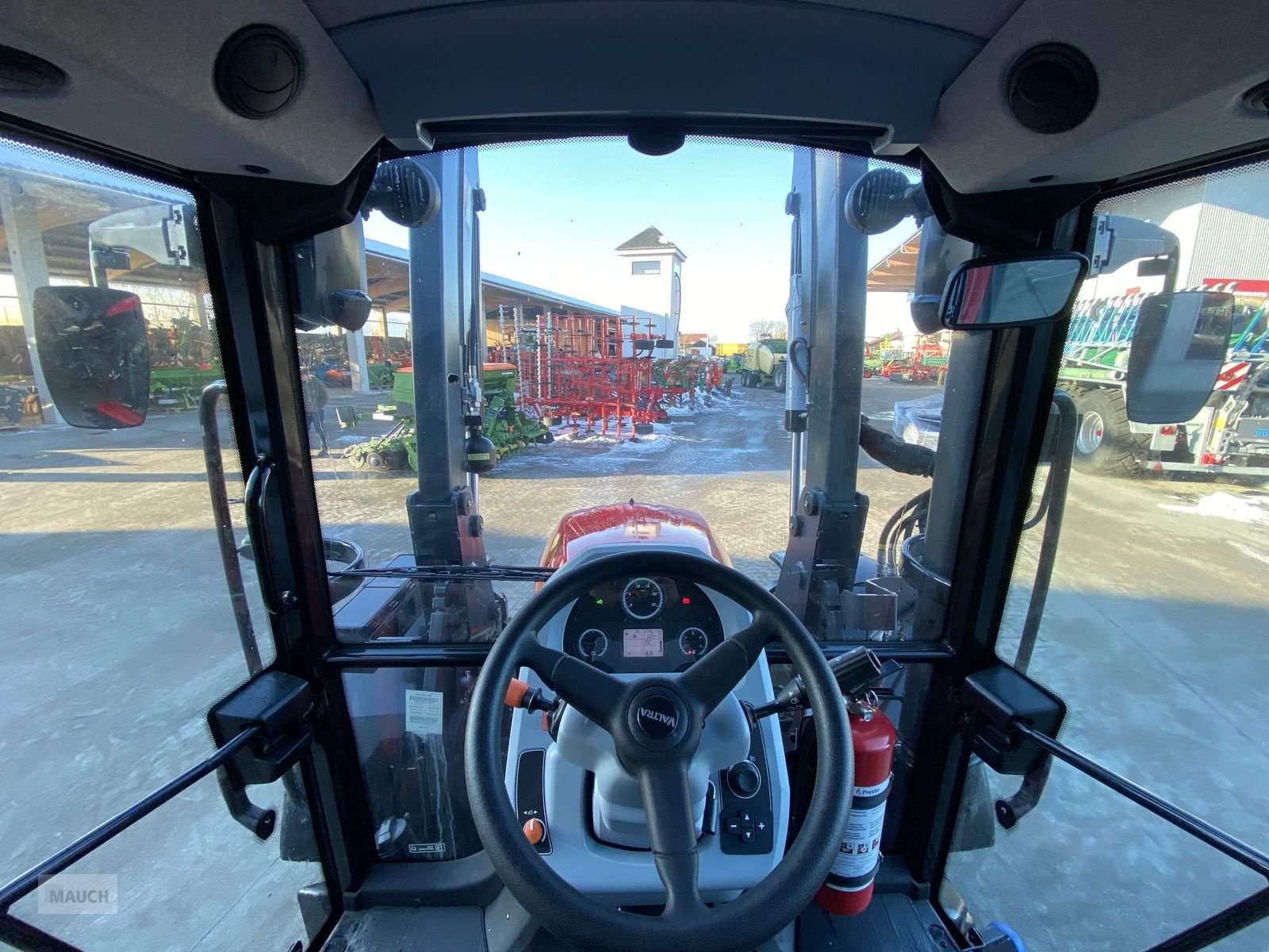 Traktor типа Valtra A 105, Neumaschine в Burgkirchen (Фотография 13)