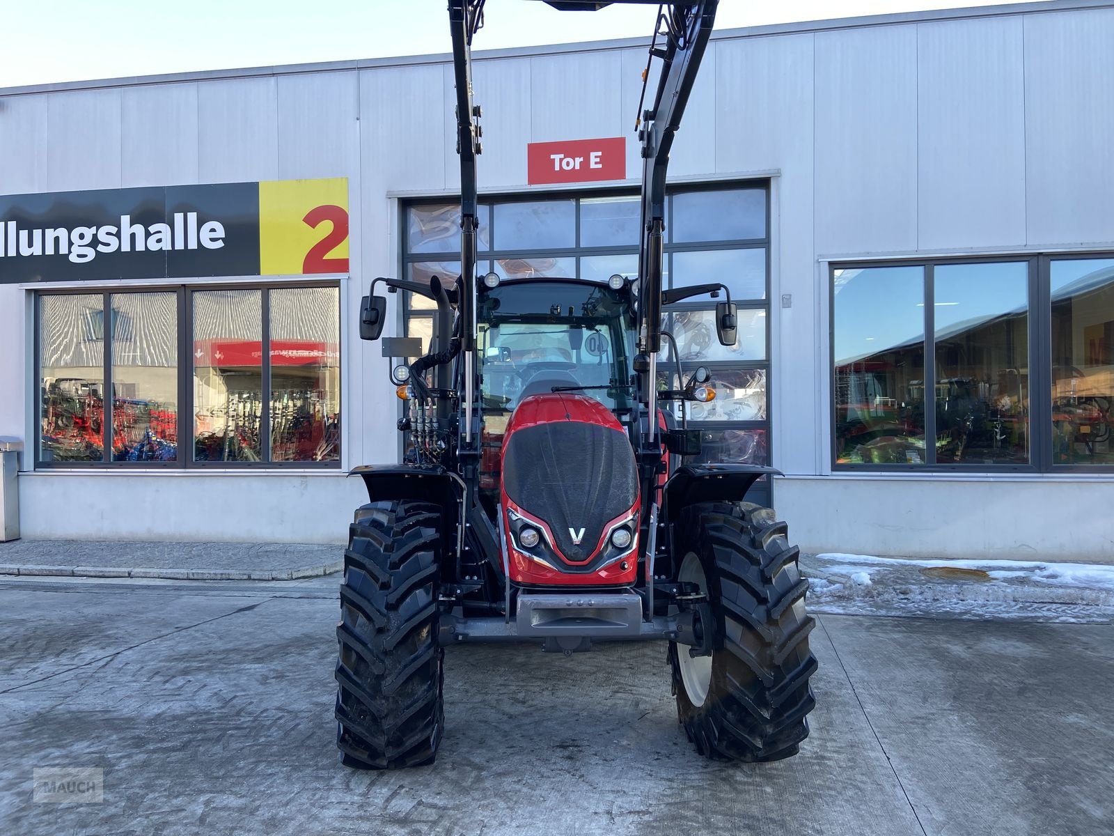 Traktor типа Valtra A 105, Neumaschine в Burgkirchen (Фотография 2)