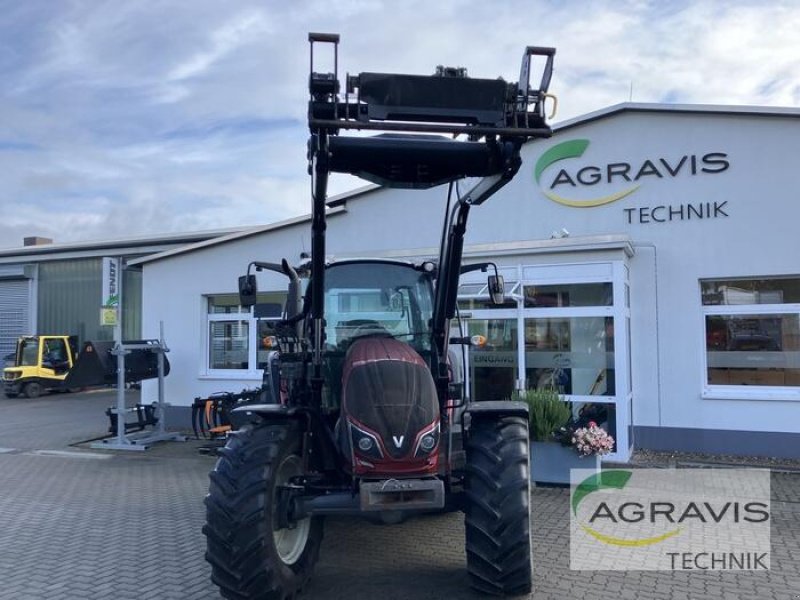 Traktor des Typs Valtra A 114 MH4, Gebrauchtmaschine in Königslutter (Bild 2)