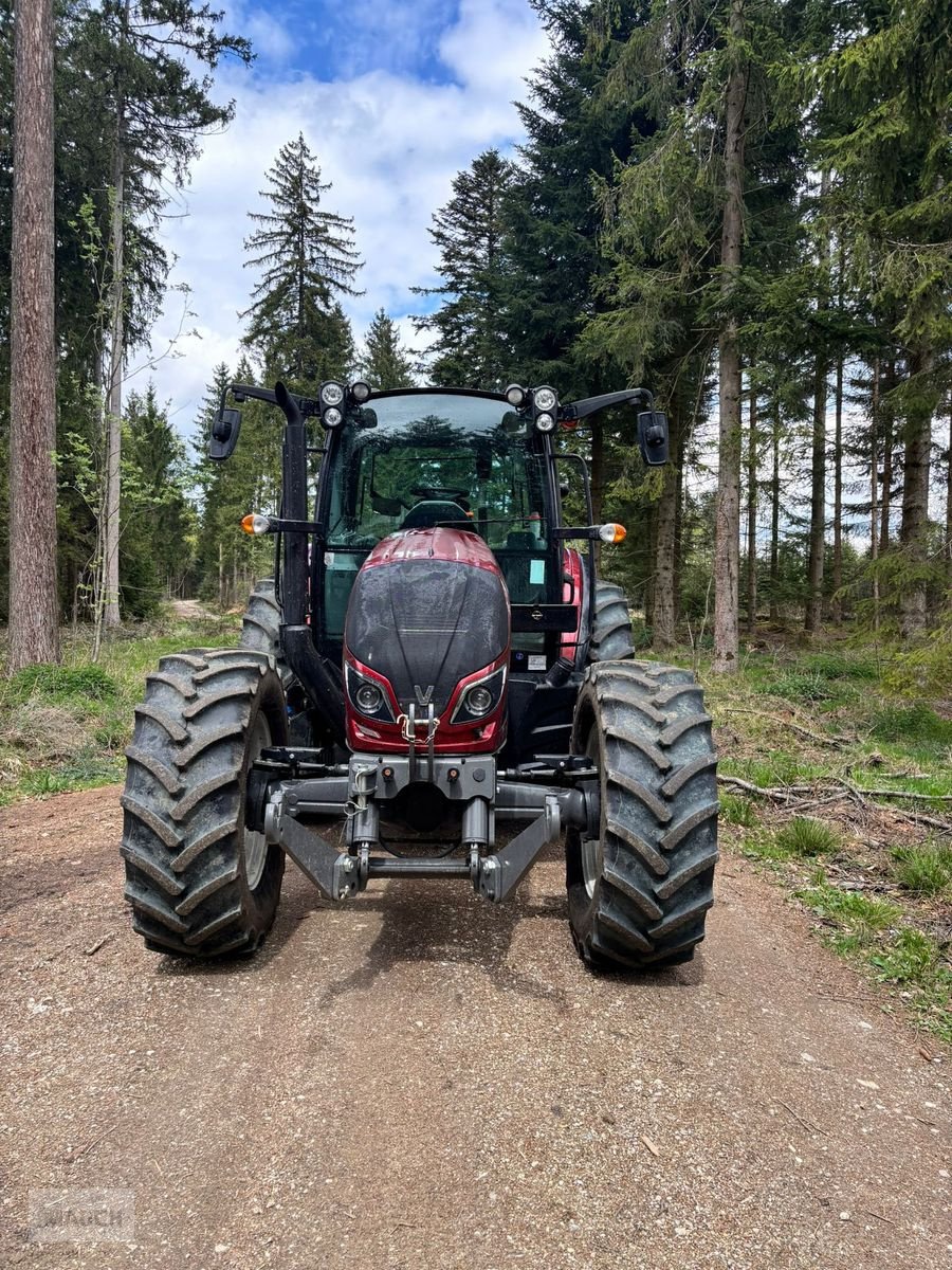 Traktor typu Valtra A 114, Gebrauchtmaschine w Burgkirchen (Zdjęcie 5)