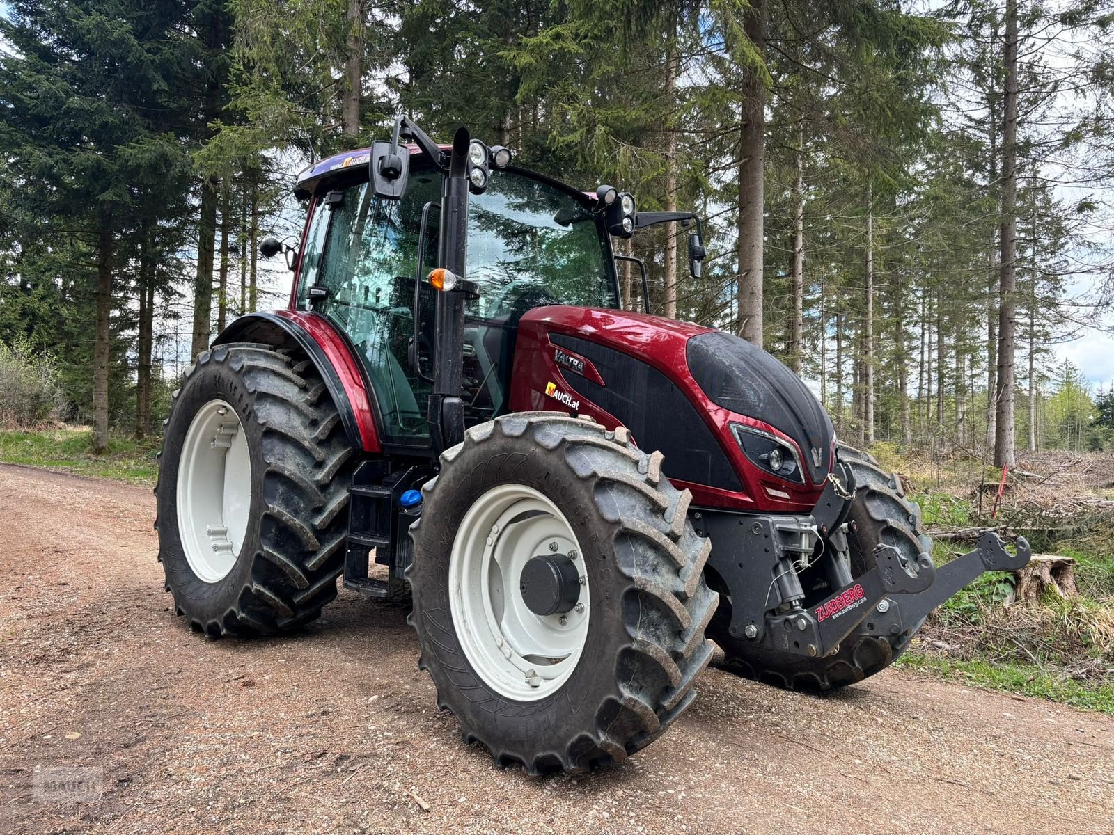 Traktor typu Valtra A 114, Gebrauchtmaschine w Burgkirchen (Zdjęcie 8)
