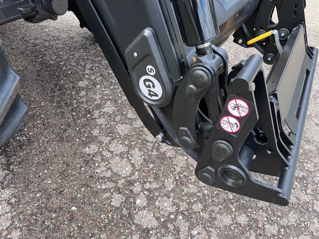 Traktor типа Valtra A 115 H, Gebrauchtmaschine в Sakskøbing (Фотография 13)