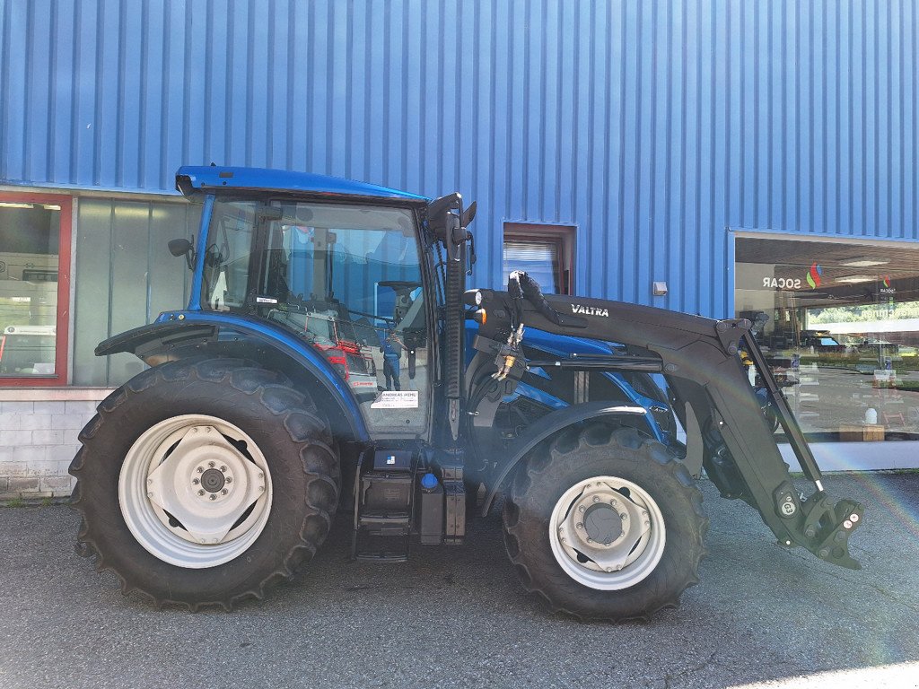 Traktor typu Valtra A 115 Traktor, Ausstellungsmaschine v Chur (Obrázek 5)