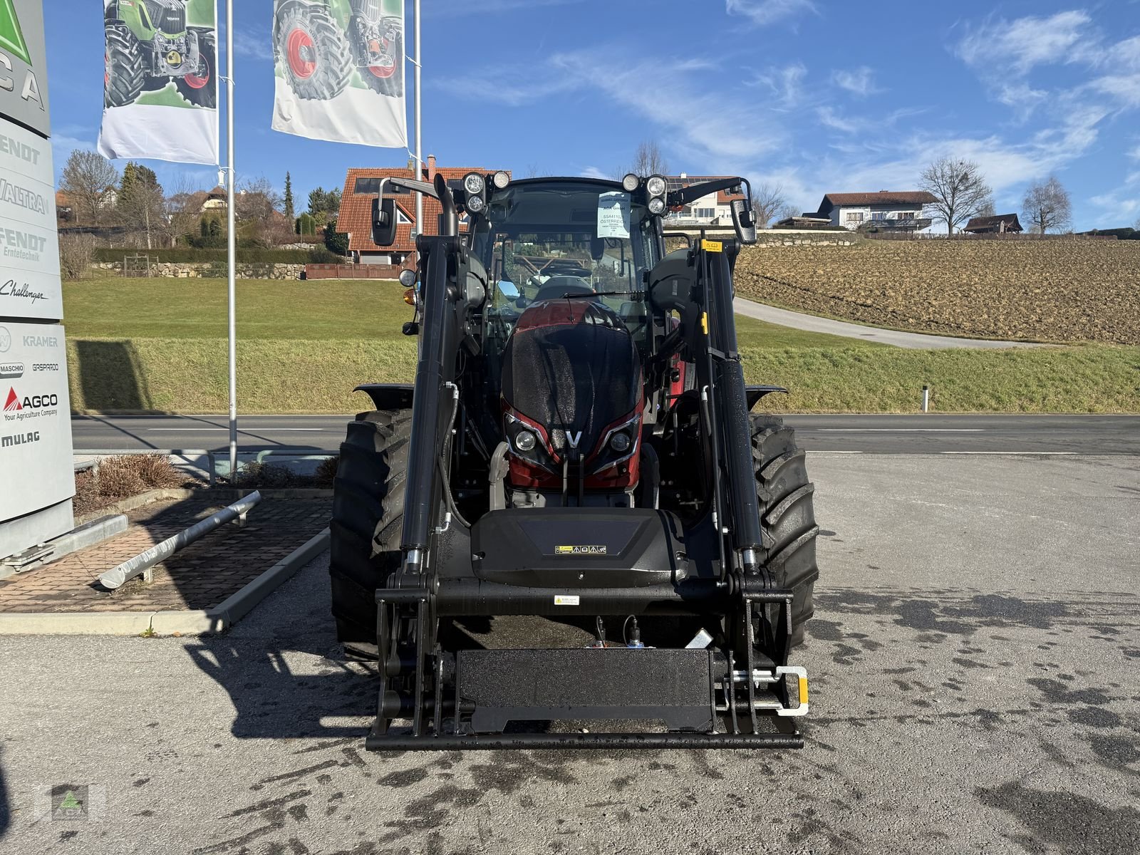 Traktor tipa Valtra A 115, Neumaschine u Markt Hartmannsdorf (Slika 10)