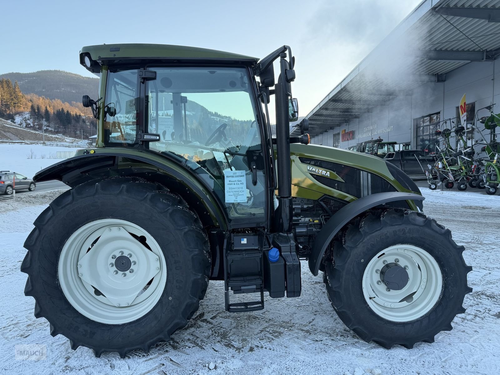 Traktor del tipo Valtra A 115, Neumaschine en Eben (Imagen 5)