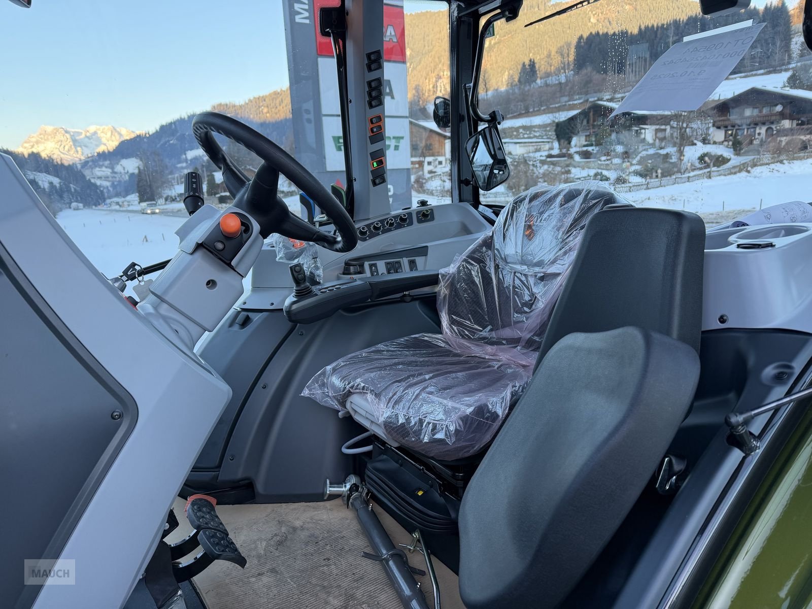 Traktor del tipo Valtra A 115, Neumaschine en Eben (Imagen 10)