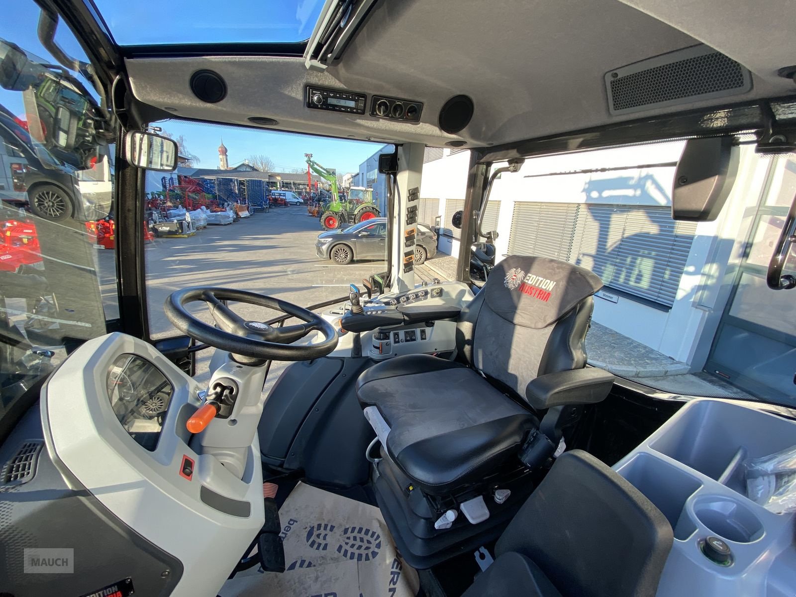 Traktor typu Valtra A 115, Gebrauchtmaschine v Burgkirchen (Obrázek 11)