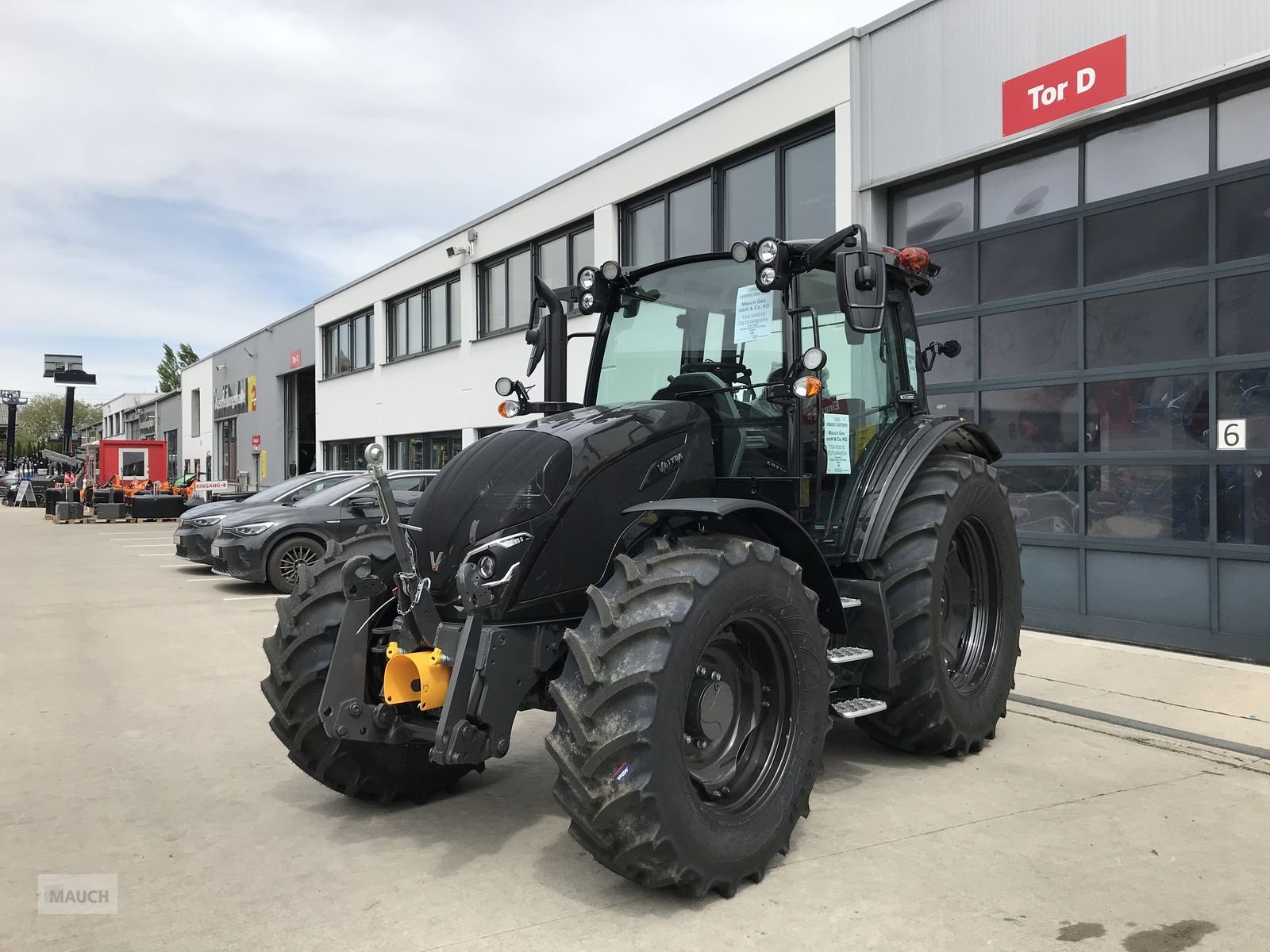 Traktor του τύπου Valtra A 115, Neumaschine σε Burgkirchen (Φωτογραφία 2)