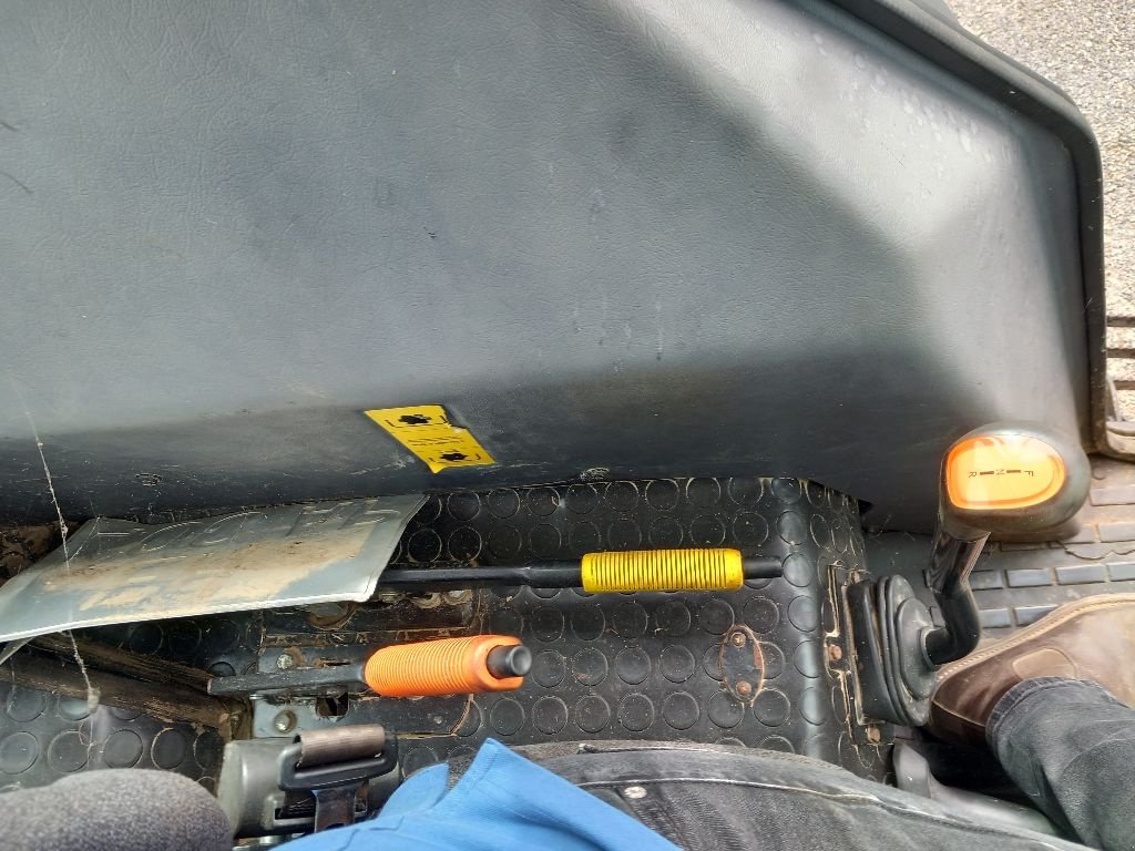 Traktor des Typs Valtra A 73 Compact, Gebrauchtmaschine in BRECE (Bild 9)