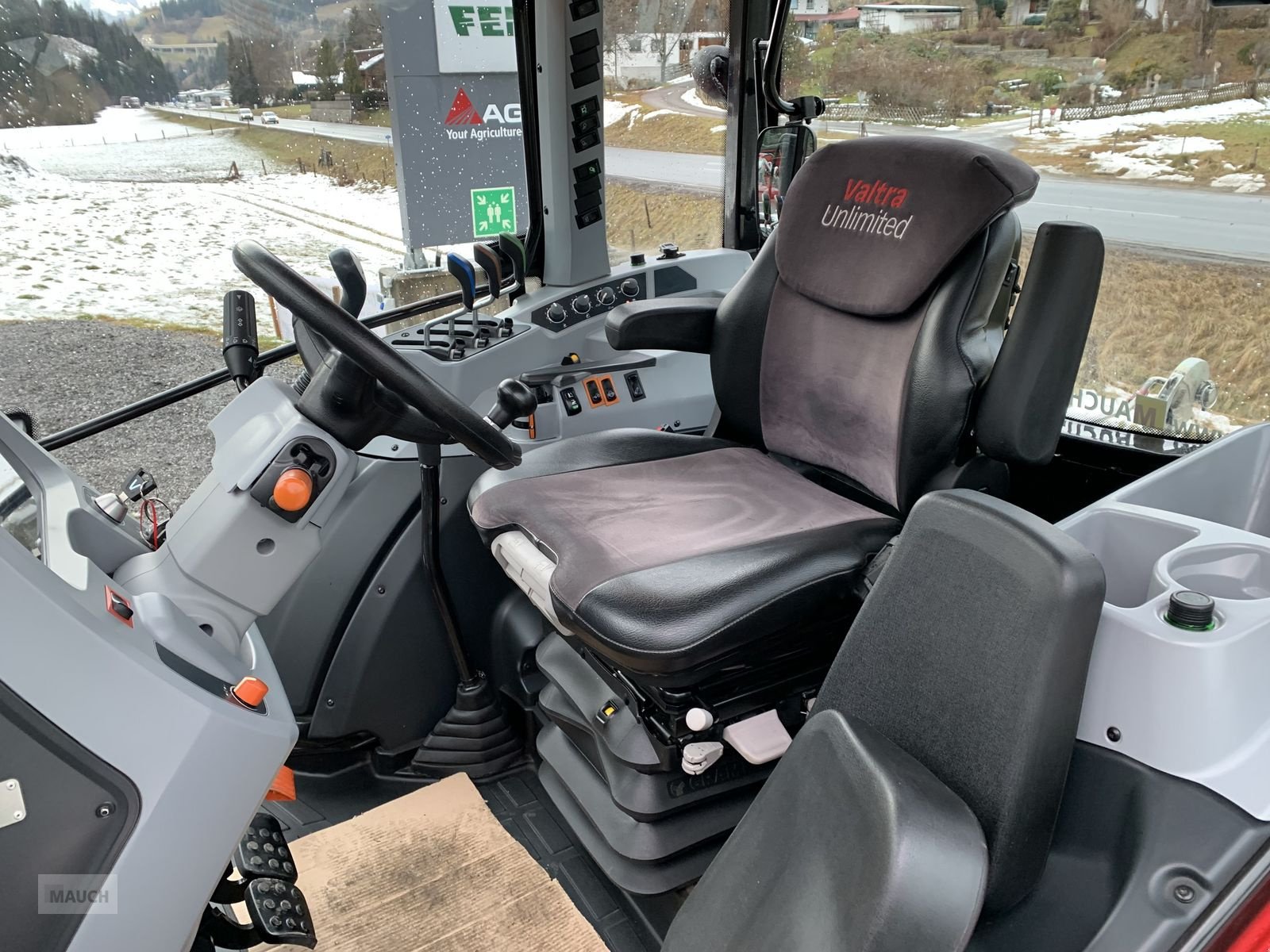 Traktor типа Valtra A 74, Gebrauchtmaschine в Eben (Фотография 11)