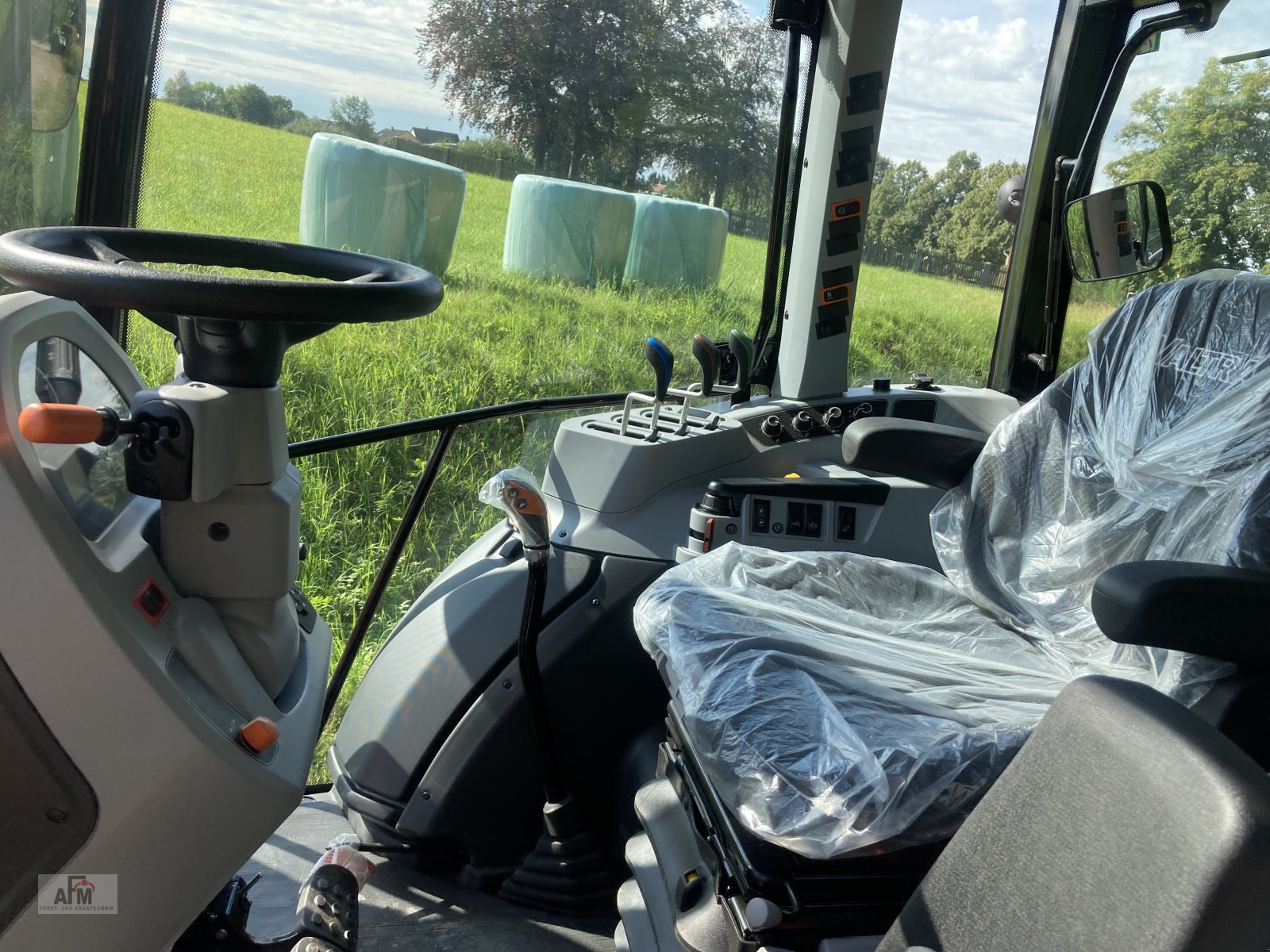 Traktor a típus Valtra A 75 H2, Neumaschine ekkor: Bodenwöhr/ Taxöldern (Kép 4)