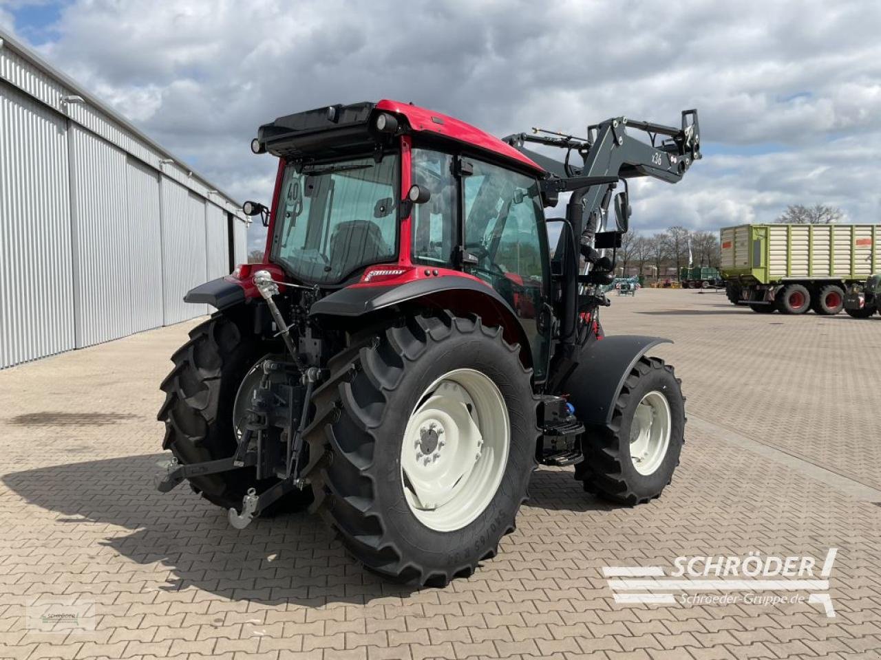 Traktor типа Valtra A 75 SH, Neumaschine в Holdorf (Фотография 9)