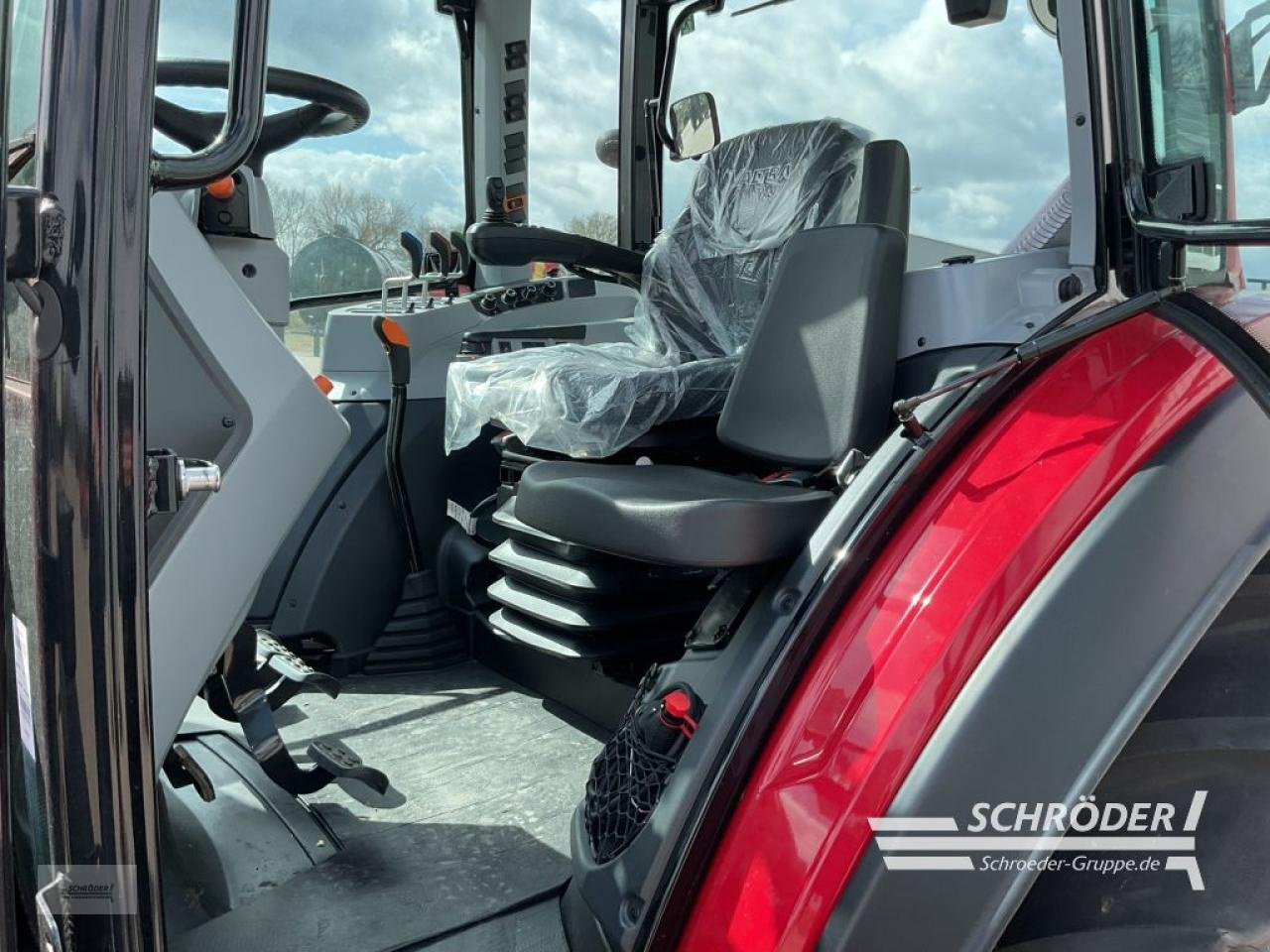 Traktor типа Valtra A 75 SH, Neumaschine в Holdorf (Фотография 17)