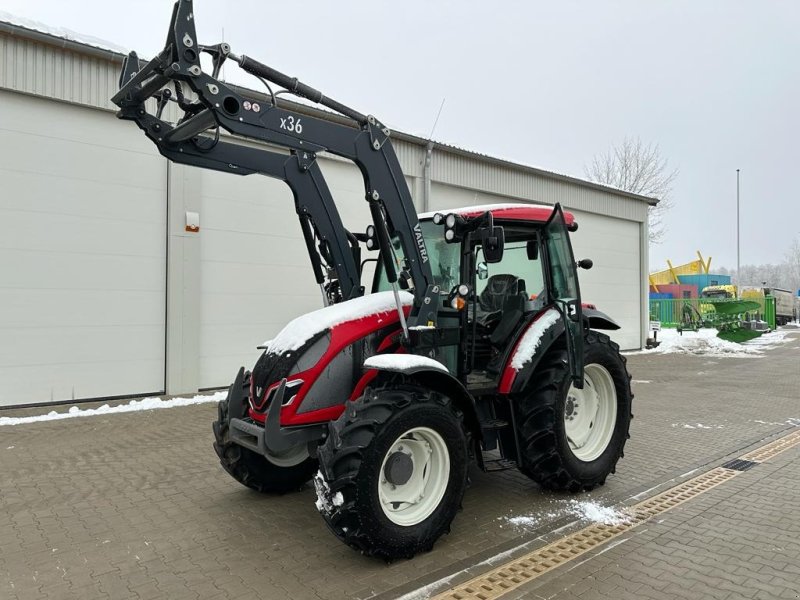 Traktor of the type Valtra A 75 SH, Gebrauchtmaschine in Bad Oldesloe (Picture 1)