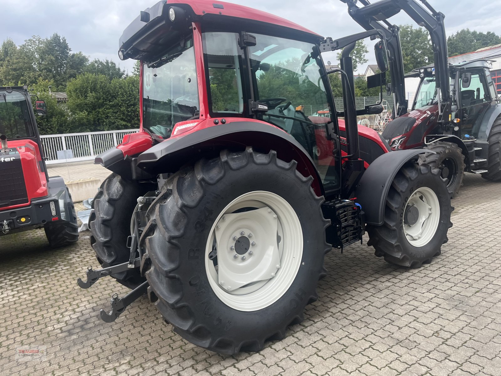 Traktor Türe ait Valtra A 75, Neumaschine içinde Mainburg/Wambach (resim 3)