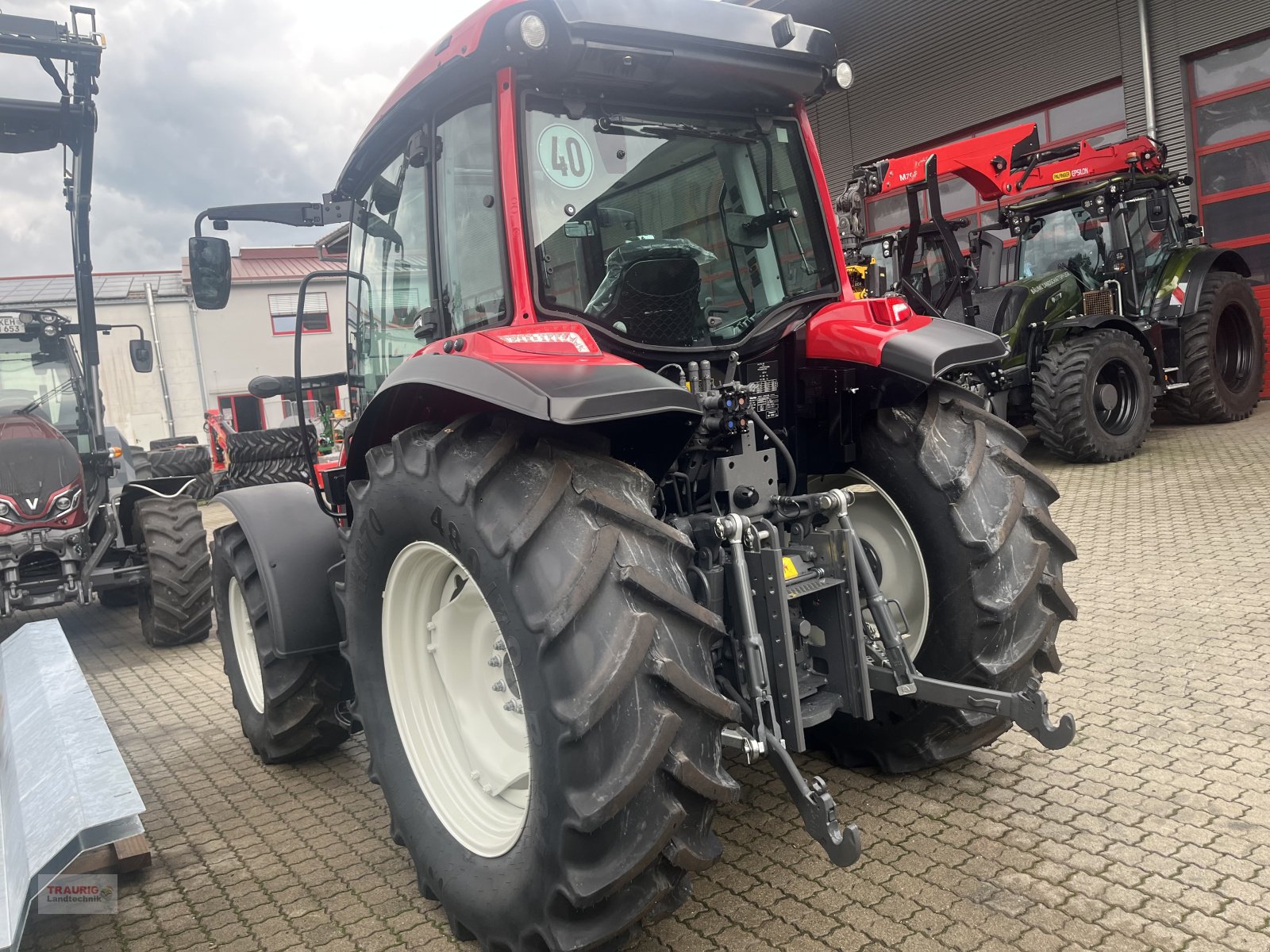 Traktor Türe ait Valtra A 75, Neumaschine içinde Mainburg/Wambach (resim 7)