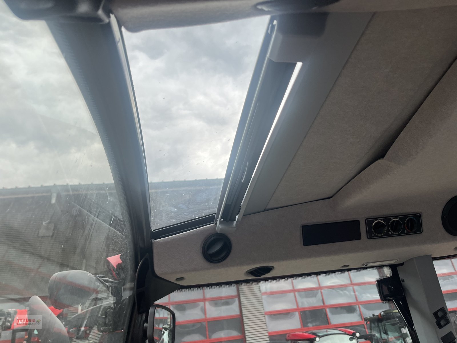 Traktor Türe ait Valtra A 75, Neumaschine içinde Mainburg/Wambach (resim 12)