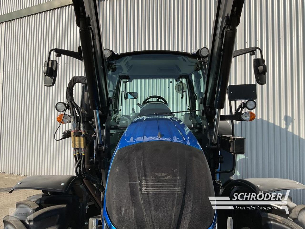 Traktor des Typs Valtra A 84 SH, Gebrauchtmaschine in Wildeshausen (Bild 11)