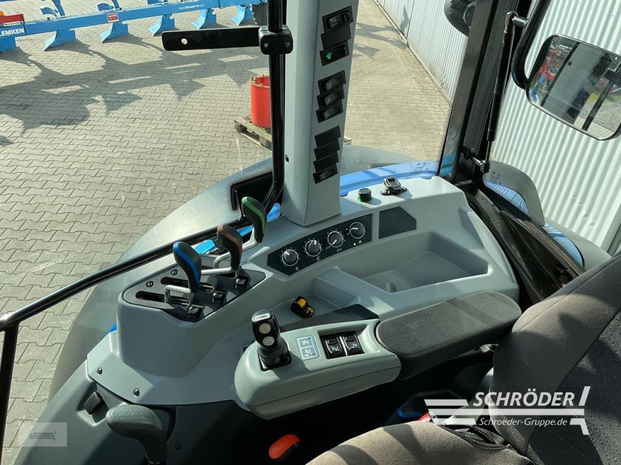 Traktor des Typs Valtra A 84 SH, Gebrauchtmaschine in Wildeshausen (Bild 18)