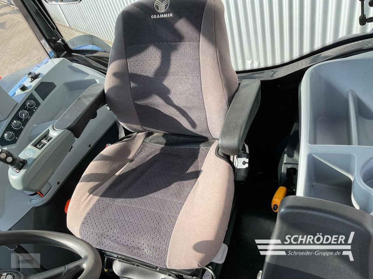 Traktor des Typs Valtra A 84 SH, Gebrauchtmaschine in Wildeshausen (Bild 20)