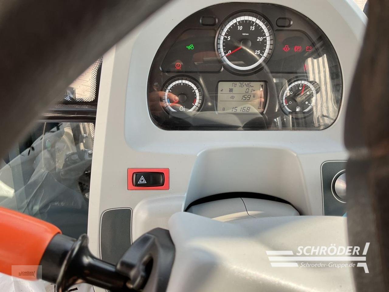 Traktor типа Valtra A 84 SH, Gebrauchtmaschine в Wildeshausen (Фотография 16)