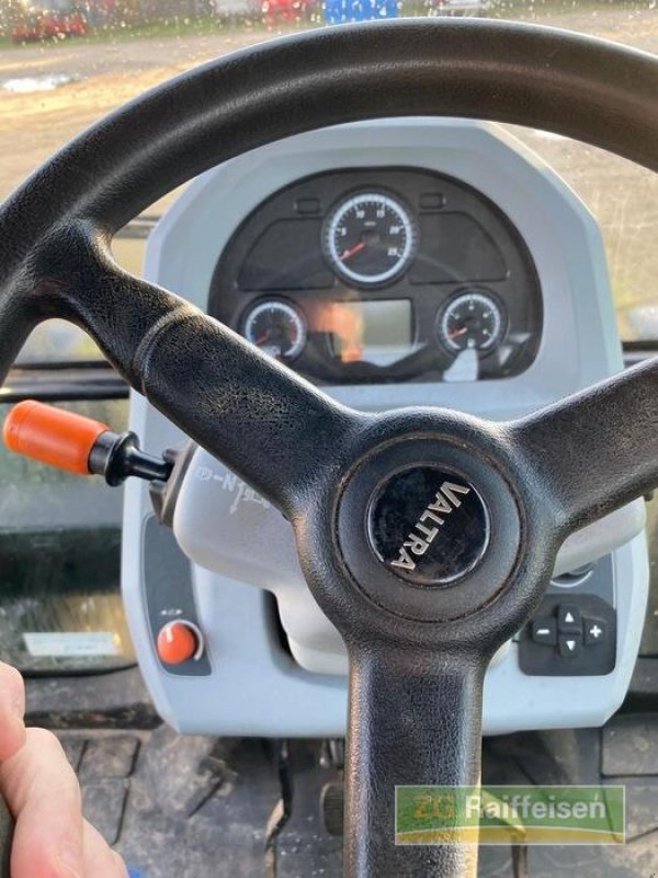 Traktor от тип Valtra A 84, Gebrauchtmaschine в Weil am Rhein-Haltingen (Снимка 8)